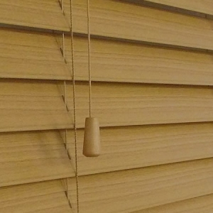 Sable Venetian Blinds in Ecowood by 247blinds